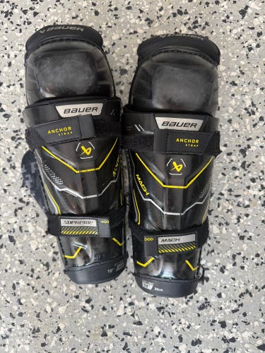Youth Bauer Supreme Mach 10" Shin Pads (Used)