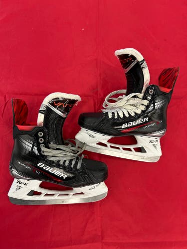 Senior Bauer Vapor X4 Hockey Skates | Size 7.5, Fit 1