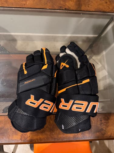 Bauer Supreme Matrix Gloves 14" (Used)