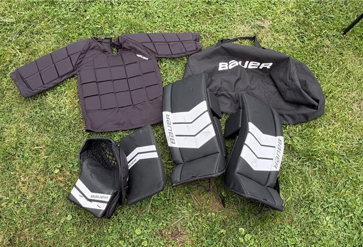 Bauer Learn to Save Regular Goalie Full Set S/M used Youth
