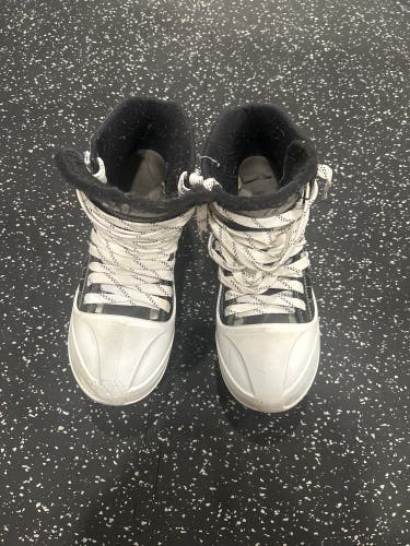 2003 CCM 652 Super Tacks Hockey Goalie Skates 10.5 (Used)