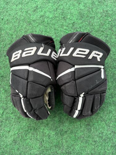 Black Senior Bauer Vapor 3X Pro Gloves 13" (Used)