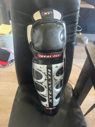 Senior 15" Shin Pads (Used)