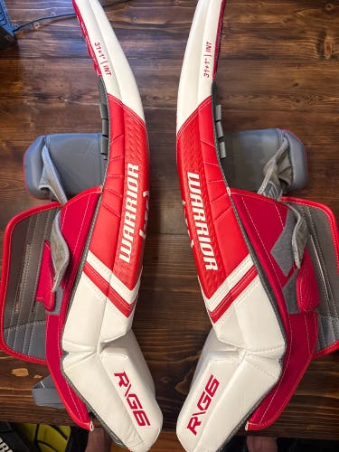 31" Warrior Ritual R/G6 Goalie Leg Pads (New)