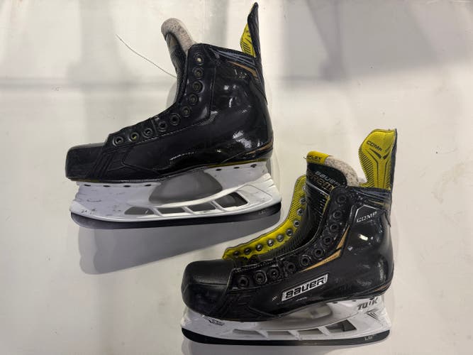 Senior Bauer Supreme Comp Hockey Skates Regular Width 8.5 (Used)