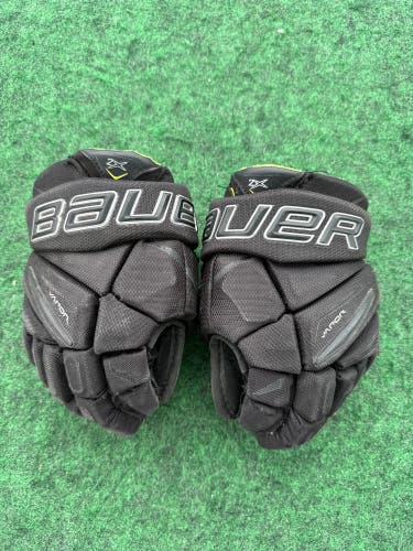 Black Junior Bauer Vapor 2X Gloves 10" (Used)