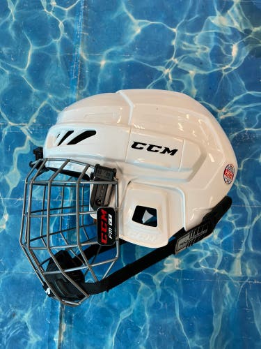 White Youth CCM FitLite 3DS Helmet (Used)