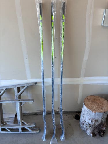 Senior Warrior Alpha LX2 Left Hand Hockey Stick M90 65 Flex (New)