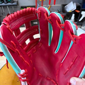 Marucci Capitol Series RH Baseball Glove 12"