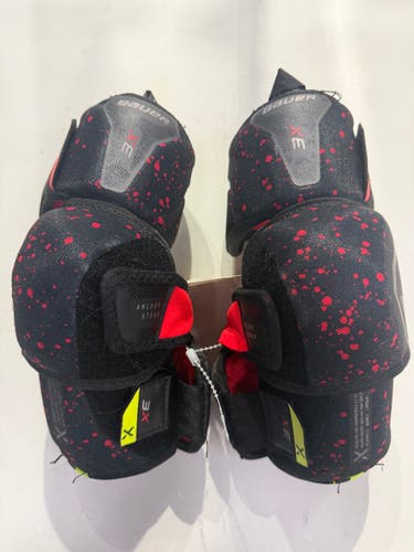 Intermediate Medium Bauer Vapor 3X Elbow Pads (Used)