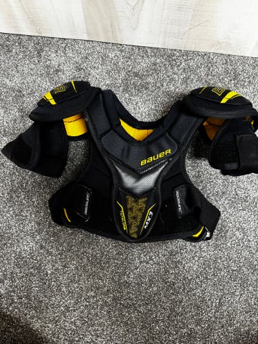 Small Youth Bauer Supreme TotalOne MX3 Shoulder Pads (Used)