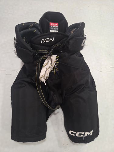 Men's Junior Large CCM AS-V Pro Hockey Pants (Used)