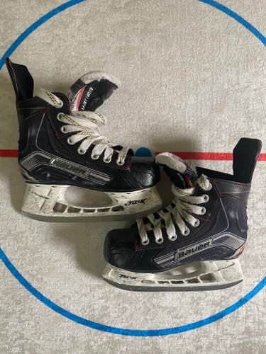 Bauer Vapor X400 Hockey Skates Size 1 (Used)