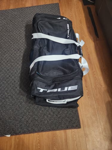 True elite hockey bag