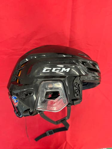 Medium CCM Tacks 710 Helmet