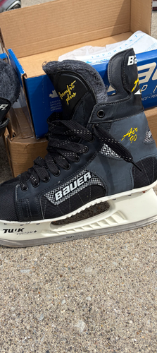 Bauer Hockey Skates size 8