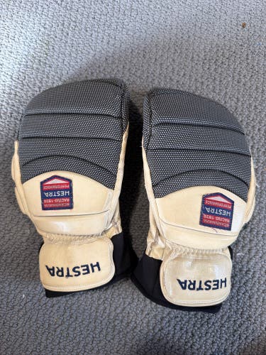 Race Mittens