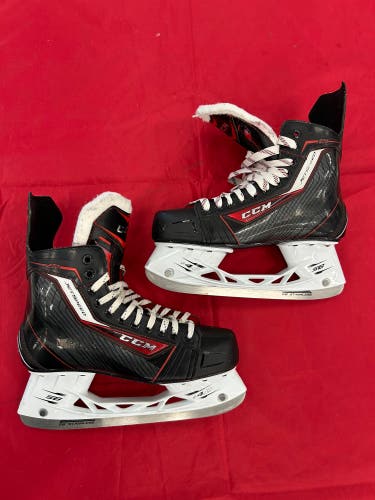 Senior CCM JetSpeed 270 Hockey Skates | Size 8