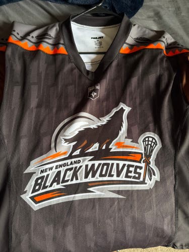 Black New England Blackwolves Joel Tinney Game XL Jersey (Used)