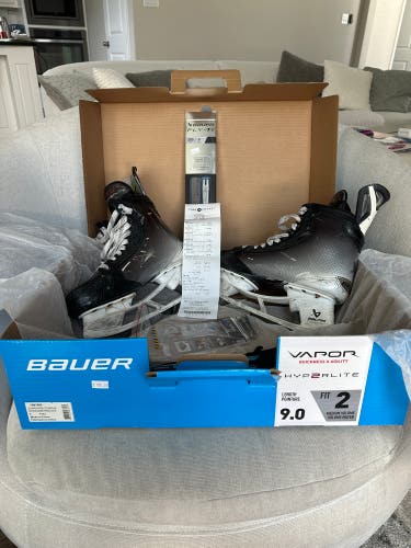 Hyperlite 2 Skates (Size 9/FIT 2)