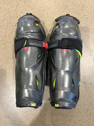Junior Bauer Vapor 3X Pro Shin Pads 12" (Used)
