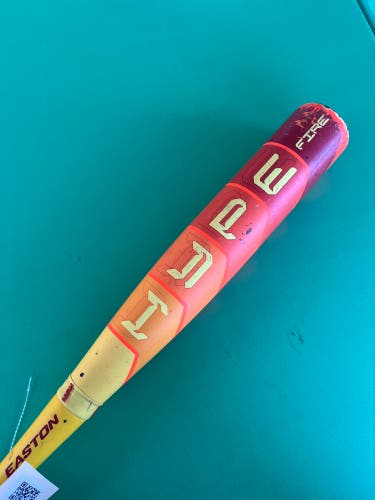 2025 Easton Hype Fire Composite Bat USABat Certified (-10) 20 oz 30" (Used)