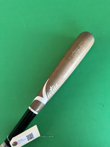 Victus Tatis Birch Bat (-10) 18 oz 28" (Used)