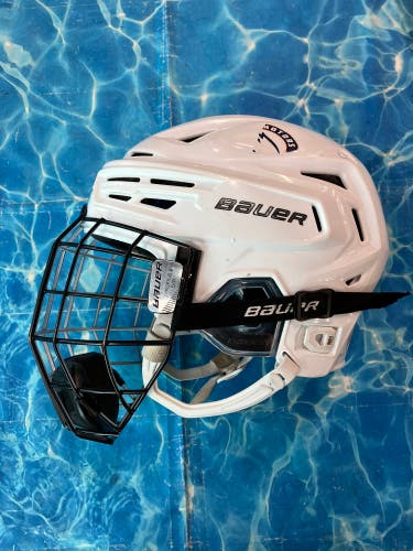White Medium Bauer Re-Akt 150 Helmet (Used)