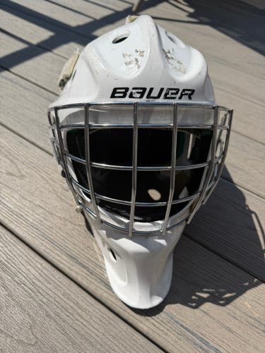 Junior Medium Bauer NME 4 Goalie Mask Pro Stock (Used)