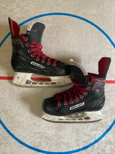 Bauer Vapor X300 Hockey Skates Size 3 (Used)