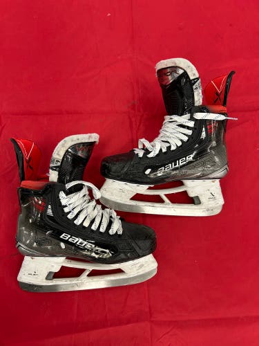 Intermediate Bauer Vapor X5 Pro Hockey Skates | Size 6.5, Fit 1