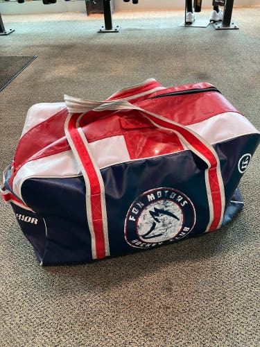 Warrior Bag Fox Motors Hockey | 30x15 (Used)