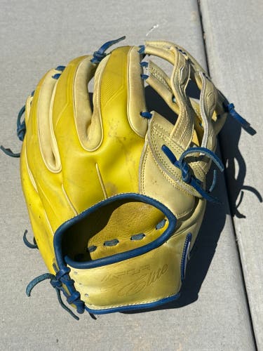 Nike Vapor Elite RH Outfield Baseball Glove 12.75" (Used)