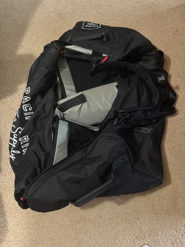 Bauer Pacific Rink Bag (Used)