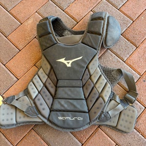 Gray Adult Mizuno Samurai Catcher's Chest Protector