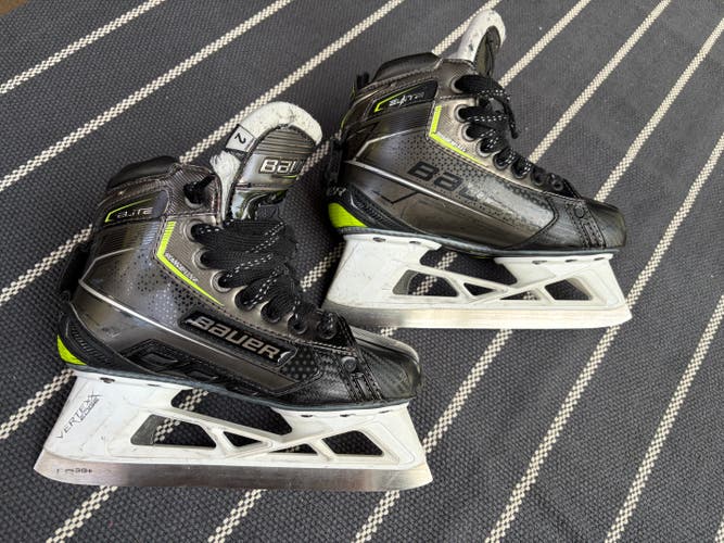 Used Junior Bauer Regular Width  Size 2 Elite Hockey Goalie Skates