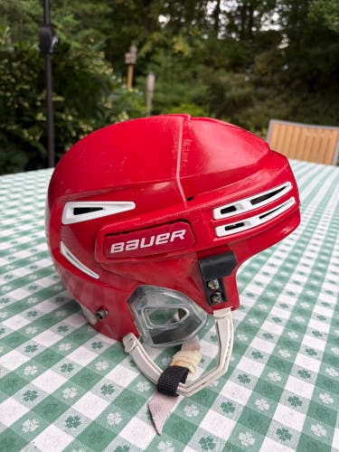 Small Bauer Helmet (Used)