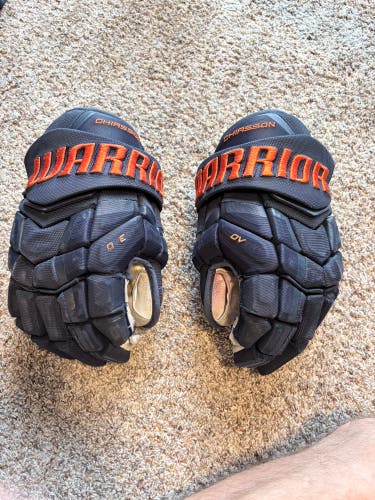 Warrior Covert QRE Pro Gloves 14" Pro Stock (Used) Alex Chiasson- Oilers