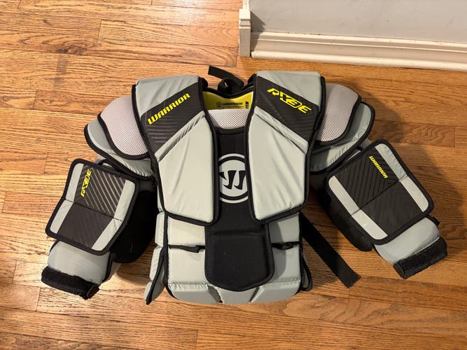 Small Warrior Ritual RX3 E Goalie Chest Protector (New)