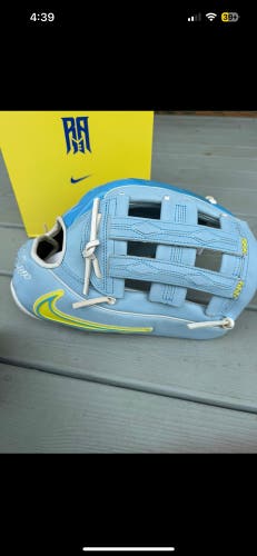 Nike Vapor Elite “Ronald Acuna Jr”