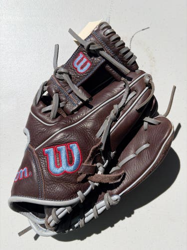 Wilson A1000 RH Baseball Glove 11.5"