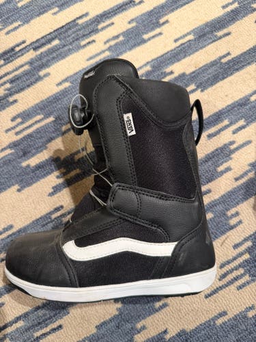 3Y (Big Kids / Youth) Vans JUVIE LINERLESS Snowboard Boots (New)