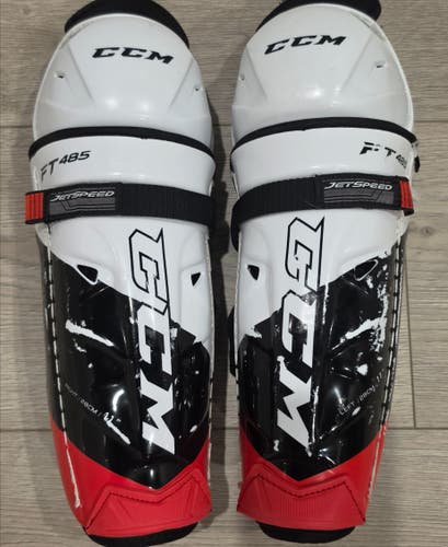 CCM JetSpeed FT485 11" Shin Pads (Used)