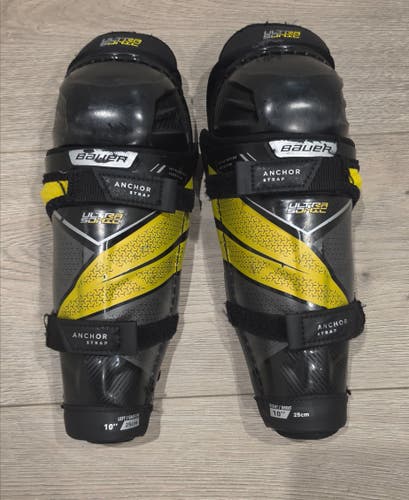 Youth Bauer Supreme Ultrasonic 10" Shin Pads (Used)