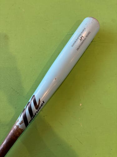 Marucci AP5 Maple Bat (-3) 30 oz 33"