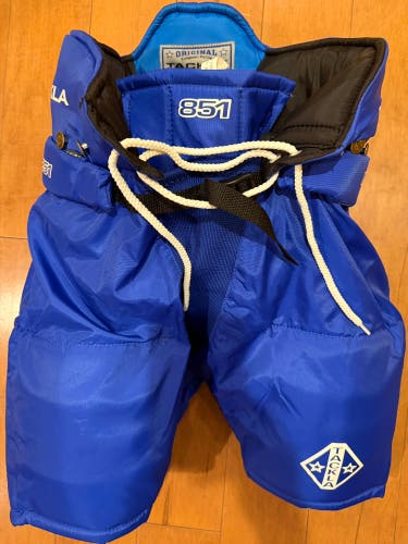 Vintage Tackla Force 851 Senior Hockey Pants - Royal Blue - Size SR-XS / 46 (Used)