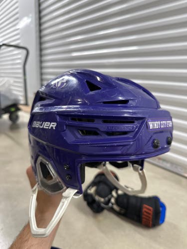 Medium Bauer Re-Akt 150 Helmet Pro Stock (Used)