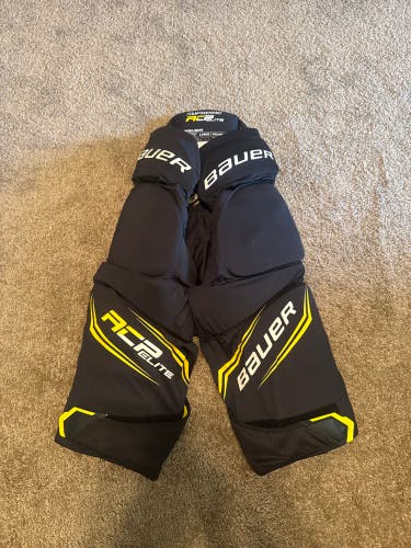 Large INT Bauer Inline Girdle (Used)