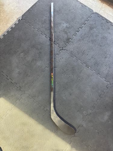 Youth CCM XF Ghost Right Handed Hockey Stick P28 30 Flex (Used)