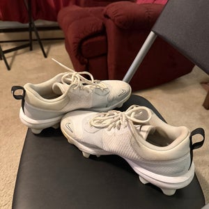 White Men's Size M 10.0 (W 11.0) Adult Nike Mike trout Molded Cleats Cleats (Used)